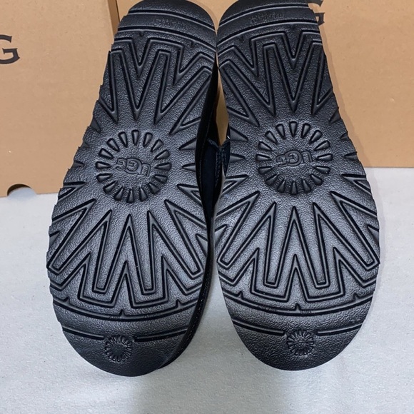 UGG CLASSIC MINI PLATFORM - Picture 4 of 4